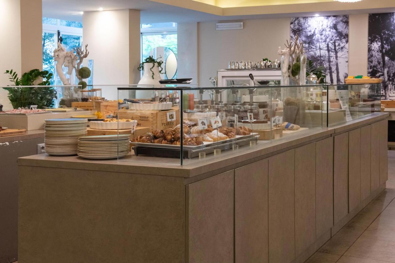 Perla Verde Hotel Milano Marittima Kültér fotó