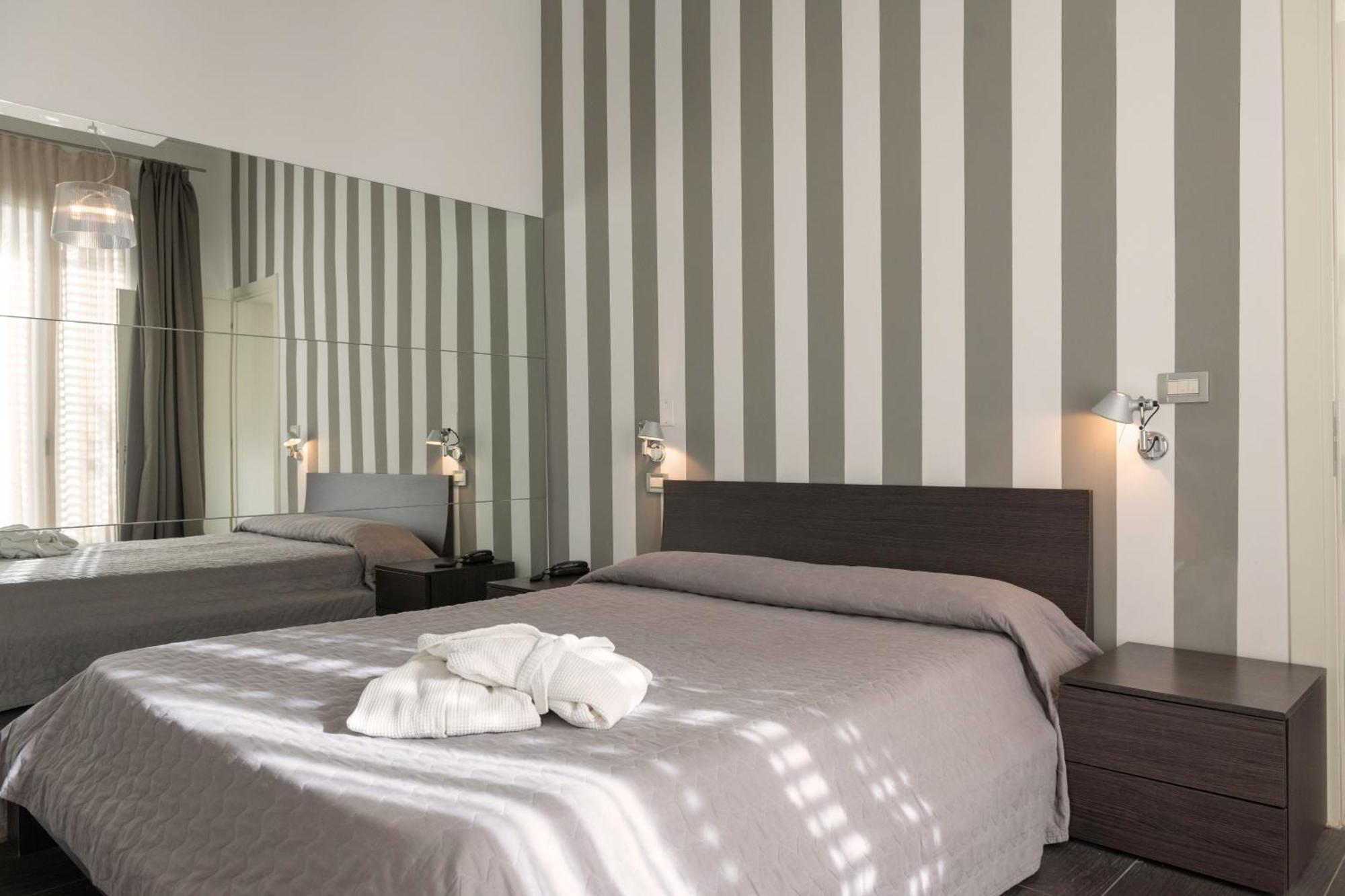 Perla Verde Hotel Milano Marittima Kültér fotó
